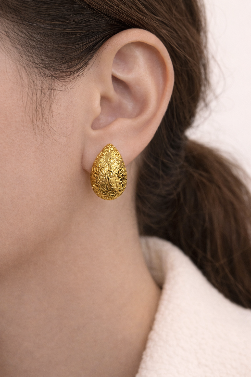 Golden Filigree Teardrop Studs