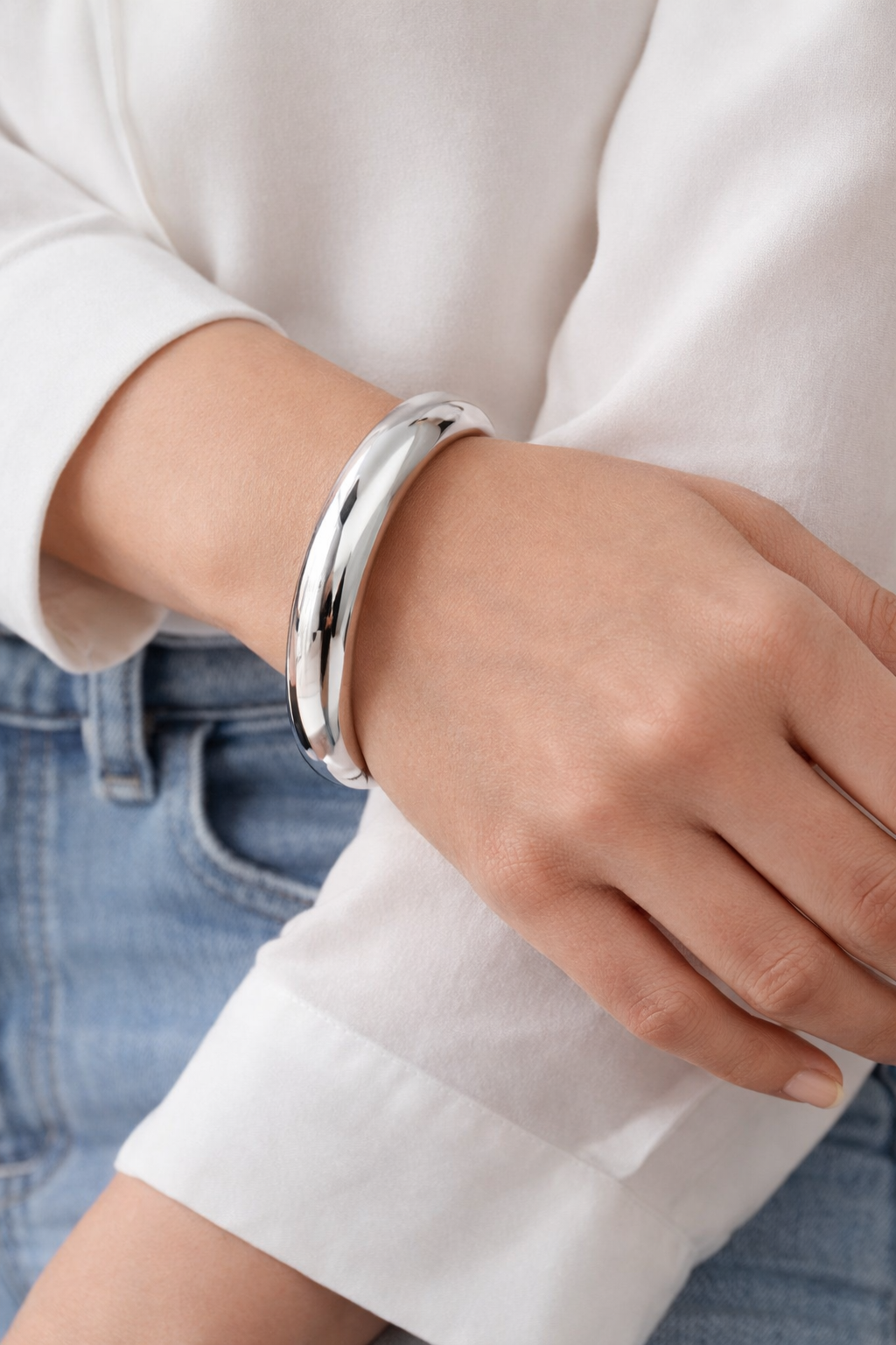 Luna Glow Silver Bangle