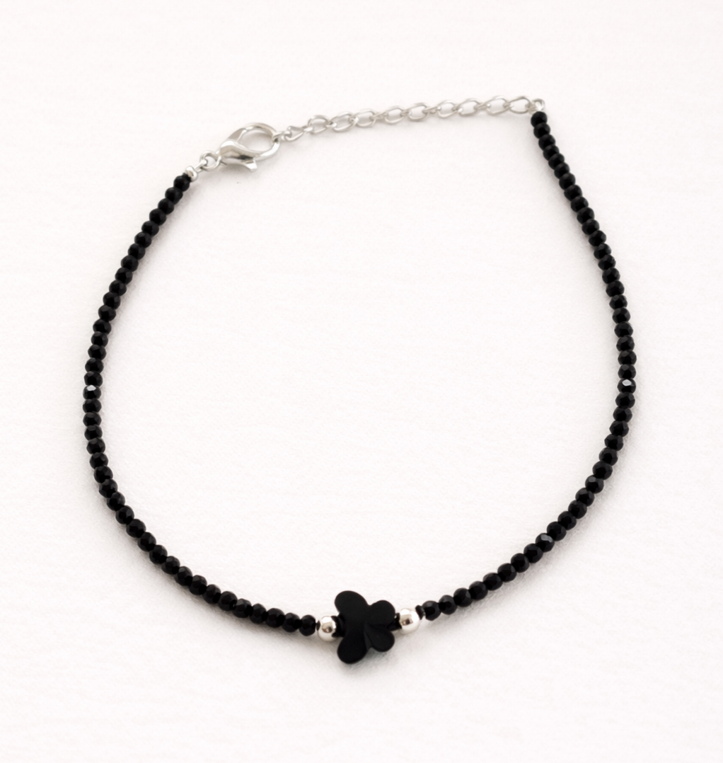 Midnight Clover Anklet