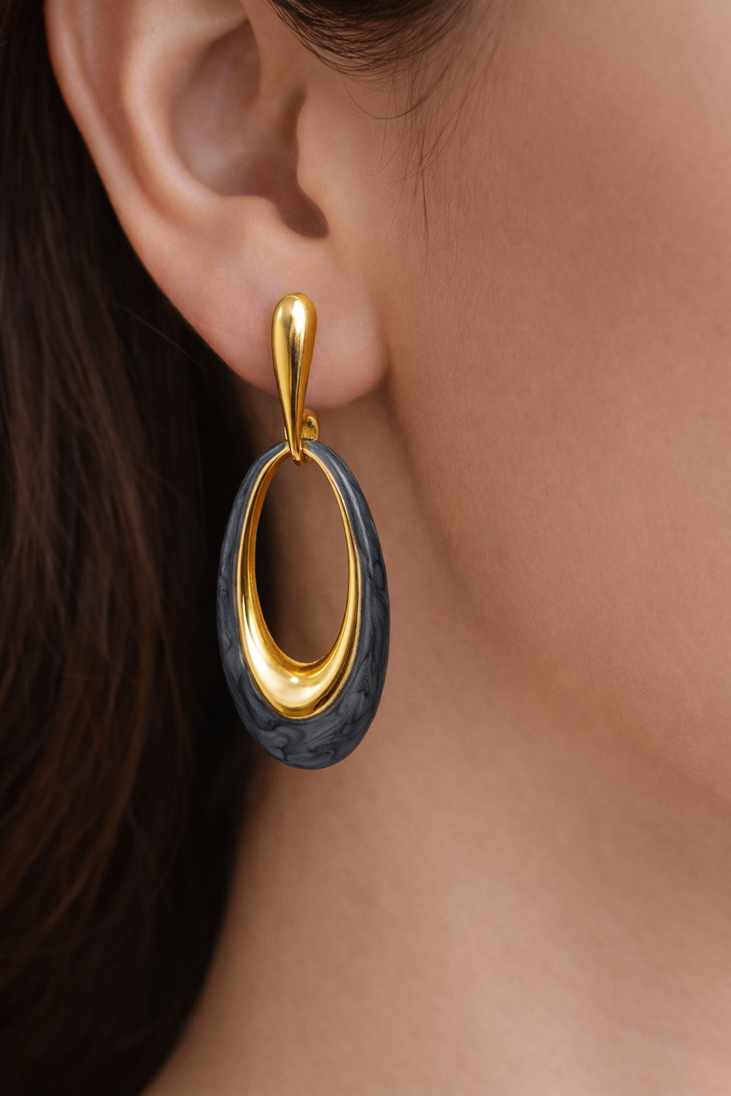 Obsidian Glow Drop Earrings